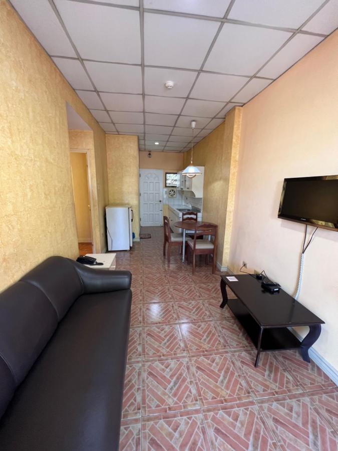 Golden Belle Apartelle And Suites Davao City Extérieur photo