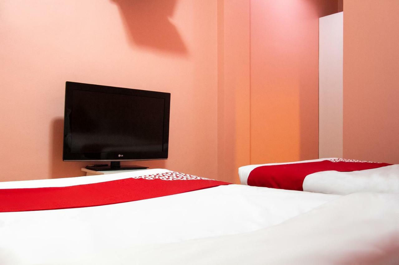 Golden Belle Apartelle And Suites Davao City Extérieur photo